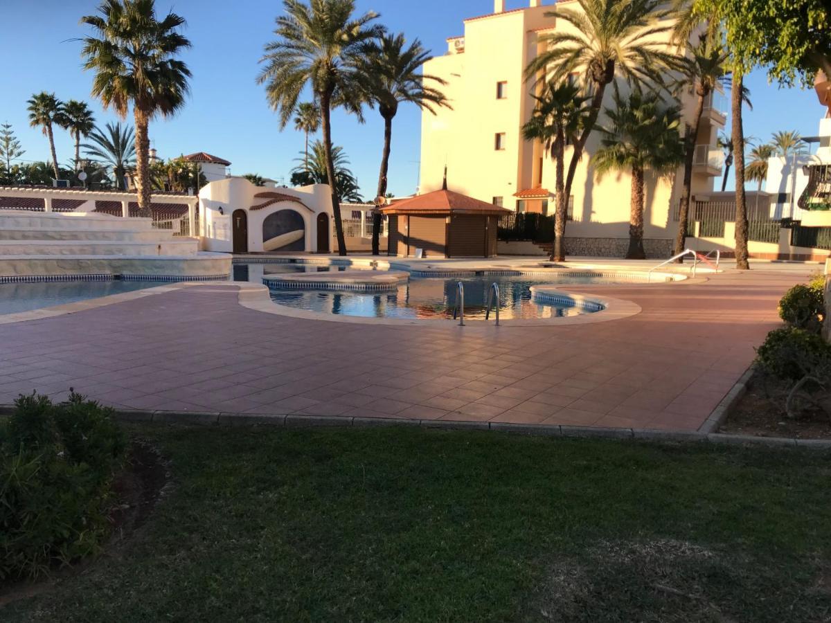Estudio En Denia Con Piscina Y Wifi Privada, A 100 M Del Mar المظهر الخارجي الصورة