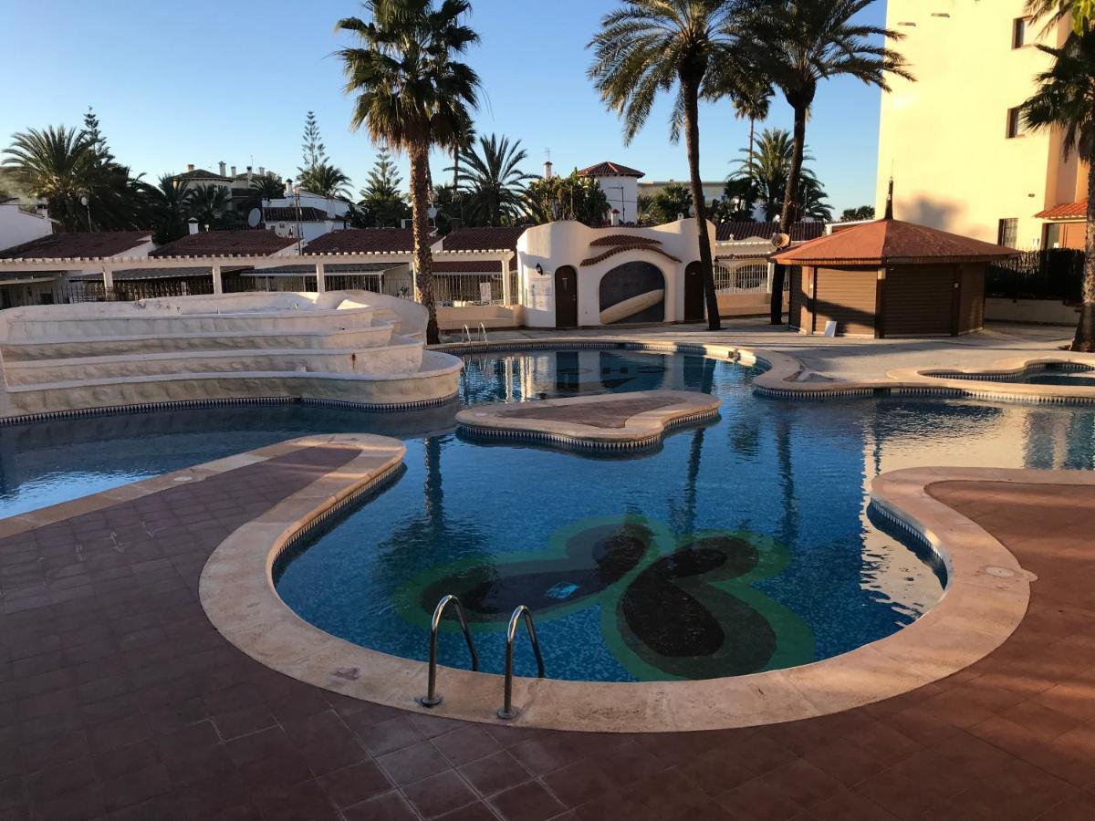 Estudio En Denia Con Piscina Y Wifi Privada, A 100 M Del Mar المظهر الخارجي الصورة