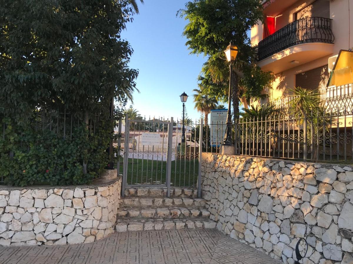 Estudio En Denia Con Piscina Y Wifi Privada, A 100 M Del Mar المظهر الخارجي الصورة