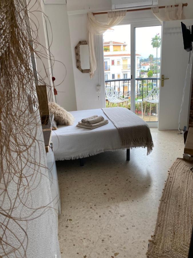 Estudio En Denia Con Piscina Y Wifi Privada, A 100 M Del Mar المظهر الخارجي الصورة